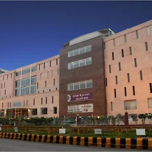 sk-klyde-grand-delhi-ncr.hotelsdelhi.org/