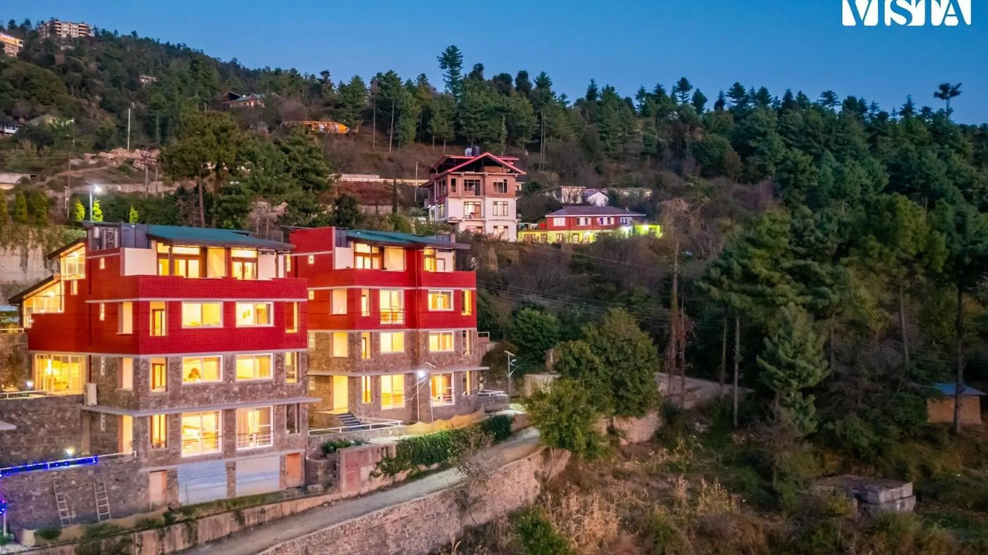 Villa Stayvista At Nook - Elysium Estate 2 Bedroom Cottage With Hill View, Lawn Shimla India